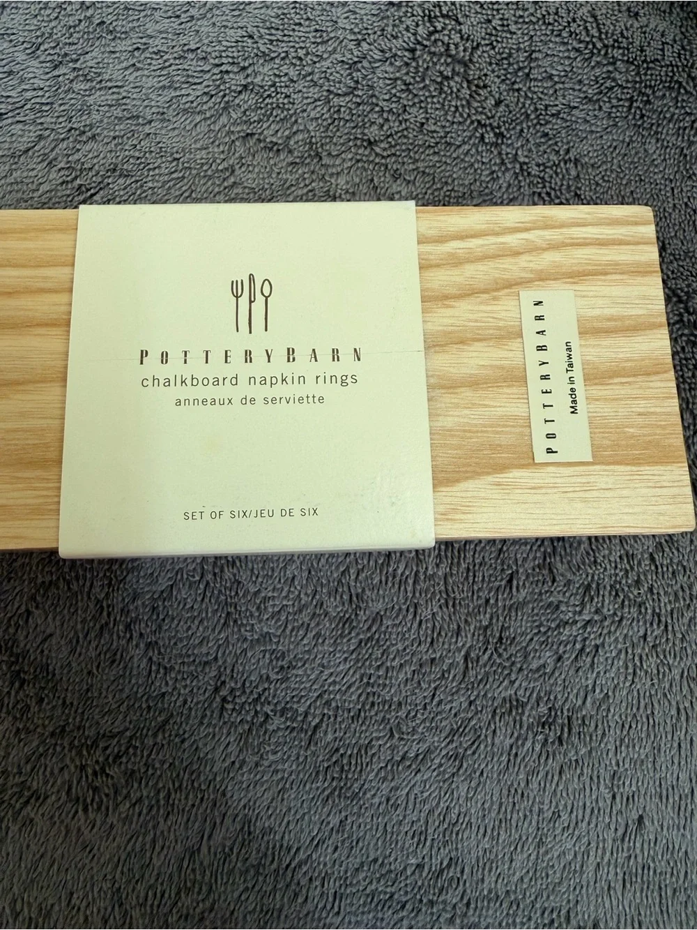Pottery Barn Natural Wood Chalkboard Napkin Rings - Light Wood